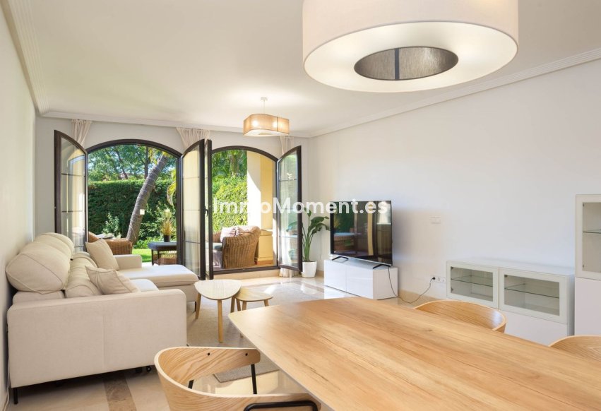 Reventa - Apartamento - Benahavís - Los Arqueros