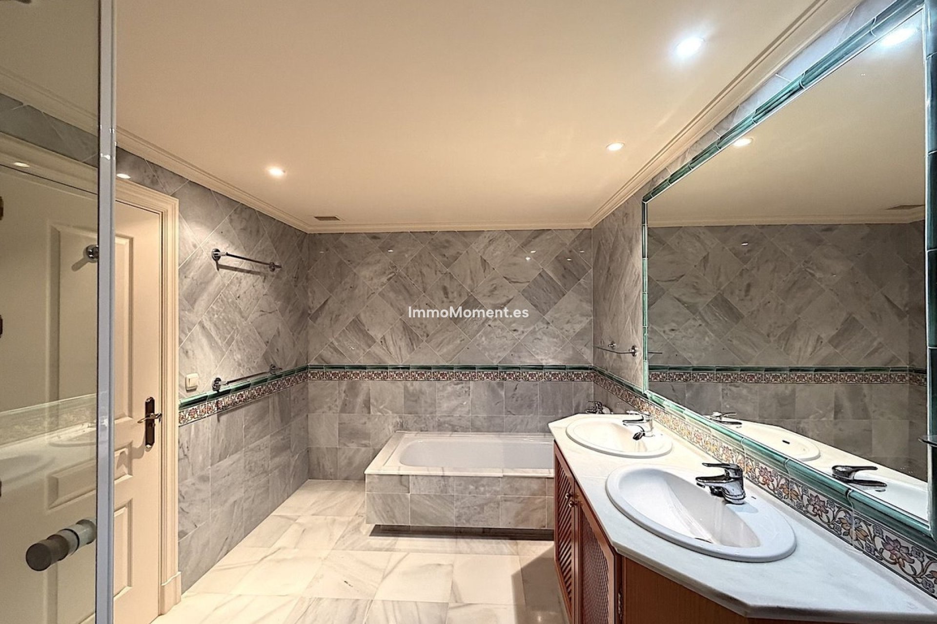 Reventa - Apartamento - Benahavís - Monte Halcones