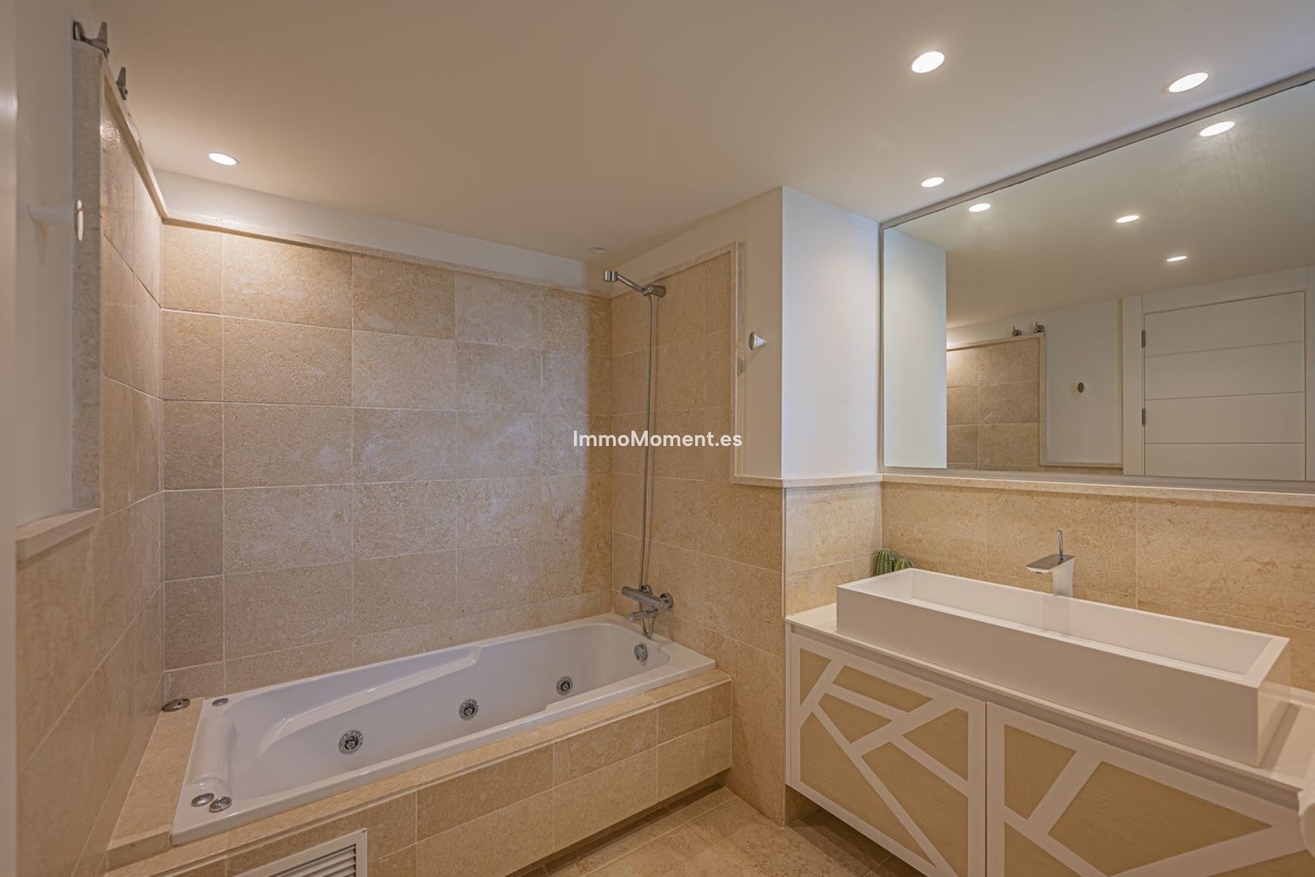 Reventa - Apartamento - Benahavís