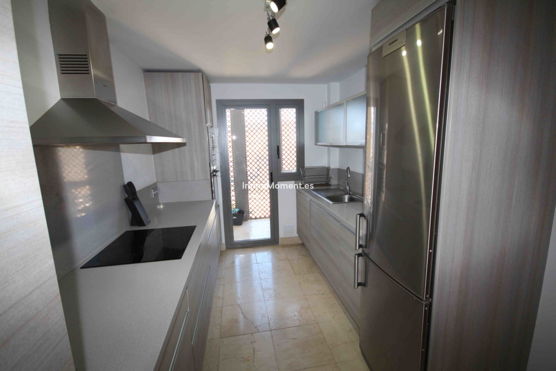 Reventa - Apartamento - Benahavís