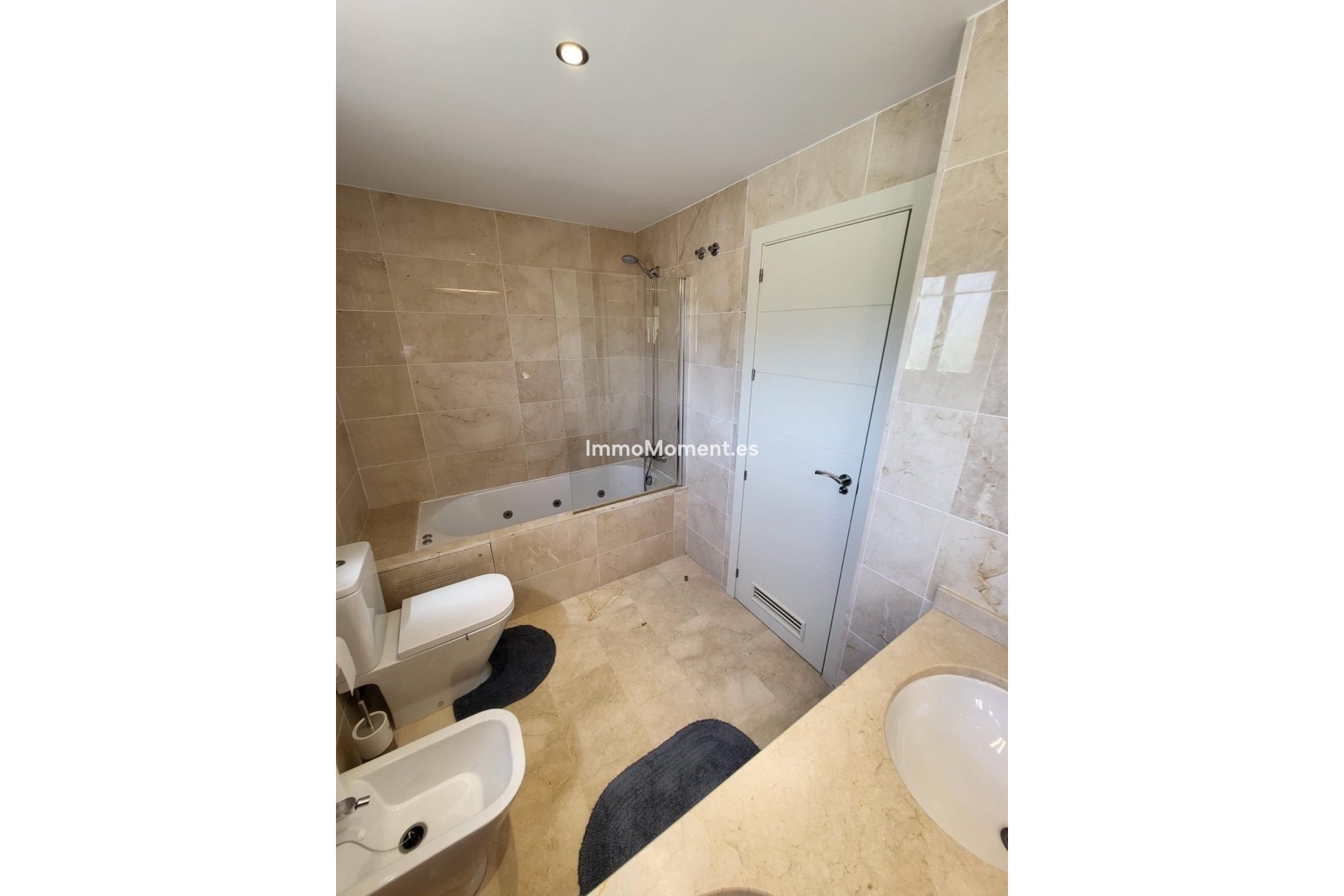 Reventa - Apartamento - Casares - Casares Centro