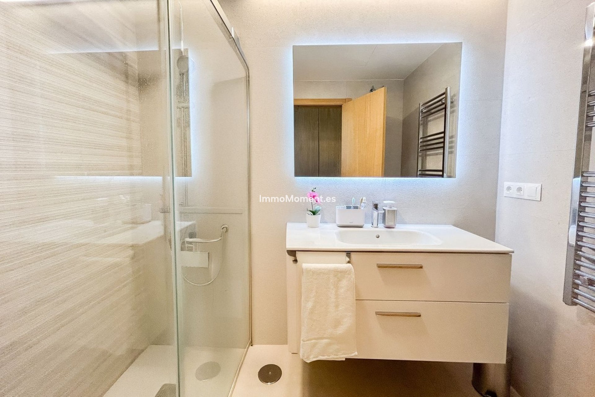 Reventa - Apartamento - Casares - Casares Centro