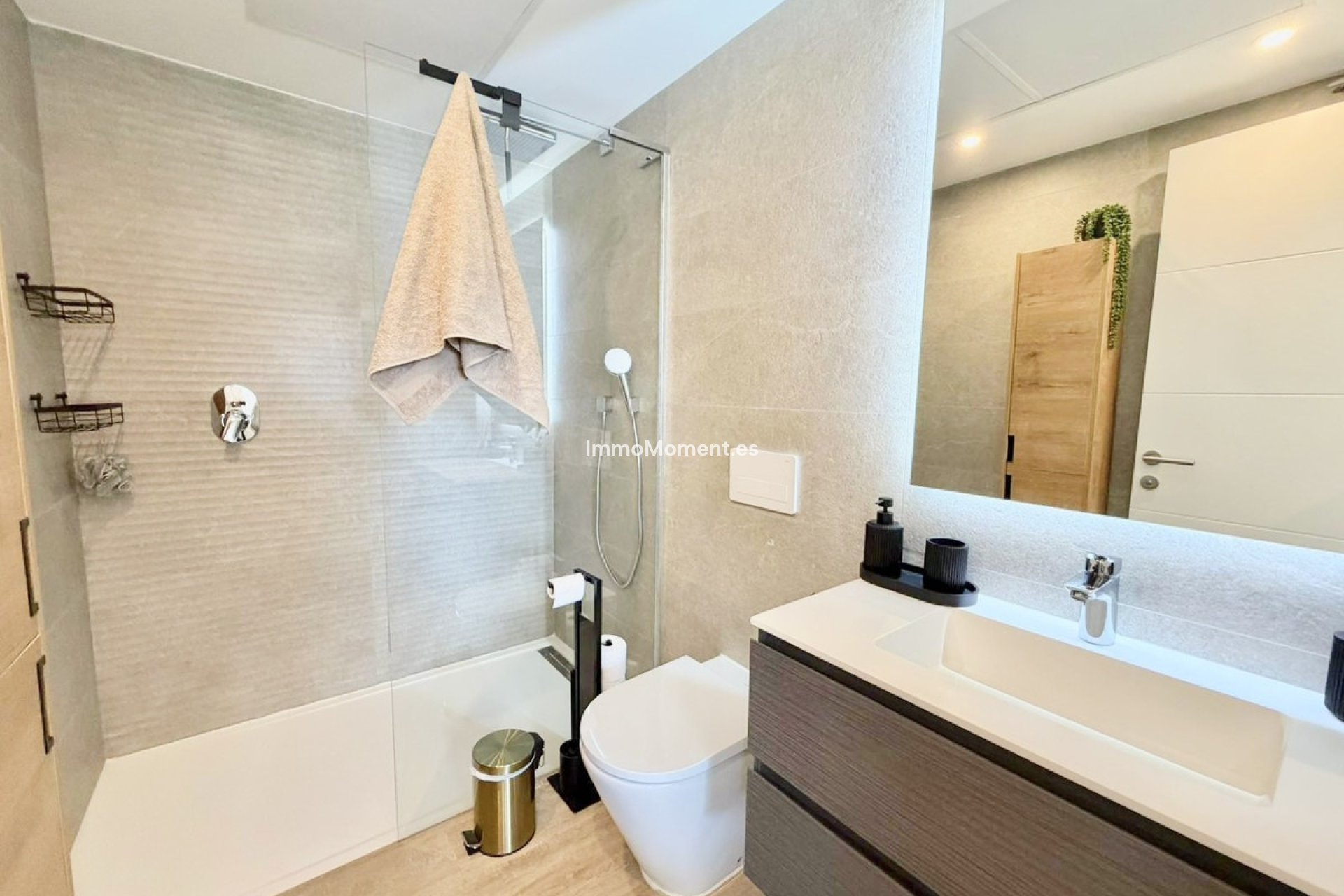 Reventa - Apartamento - Casares - Casares Centro