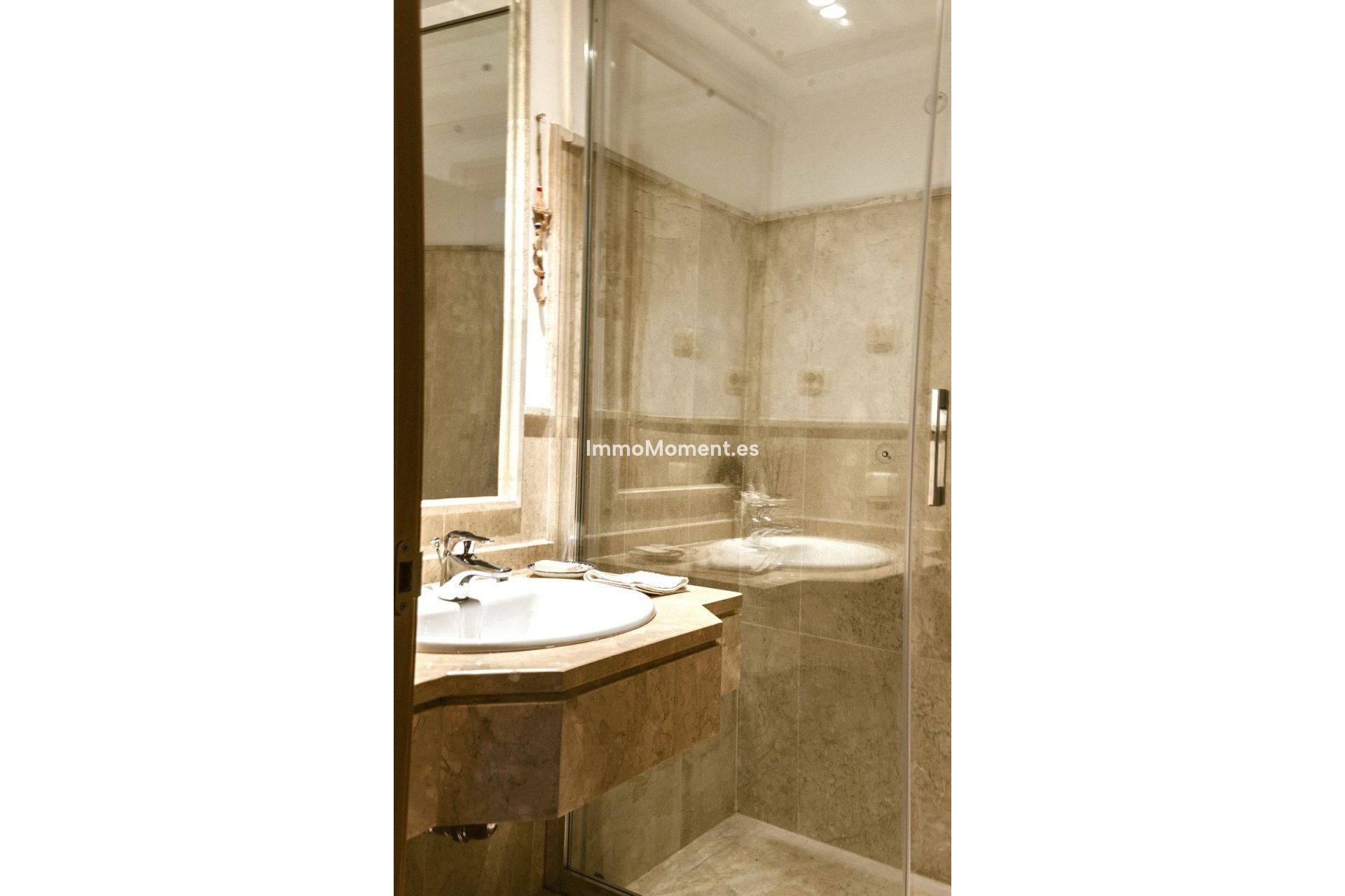 Reventa - Apartamento - Casares - Casares Centro