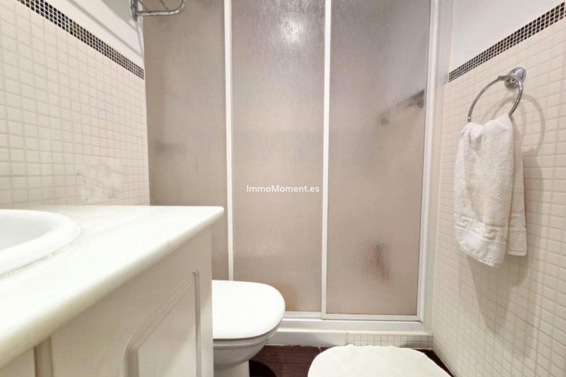 Reventa - Apartamento - Casares - Casares Centro