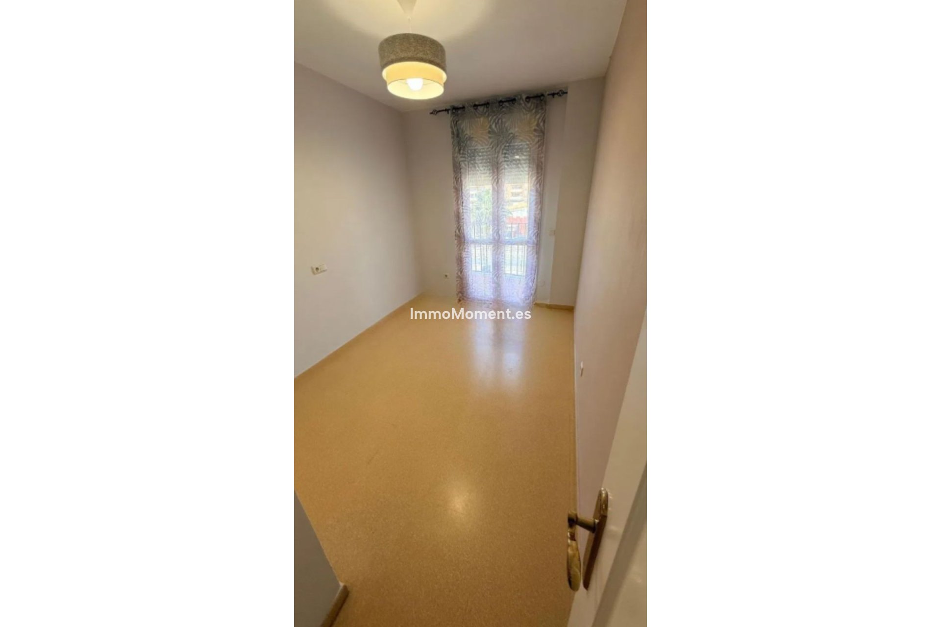 Reventa - Apartamento - Casares - Casares Centro