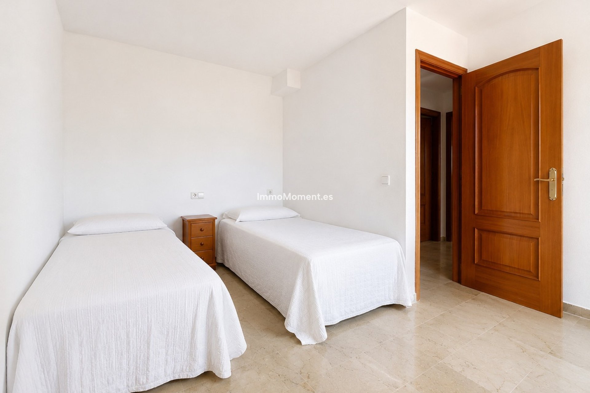 Reventa - Apartamento - Casares - Casares Centro