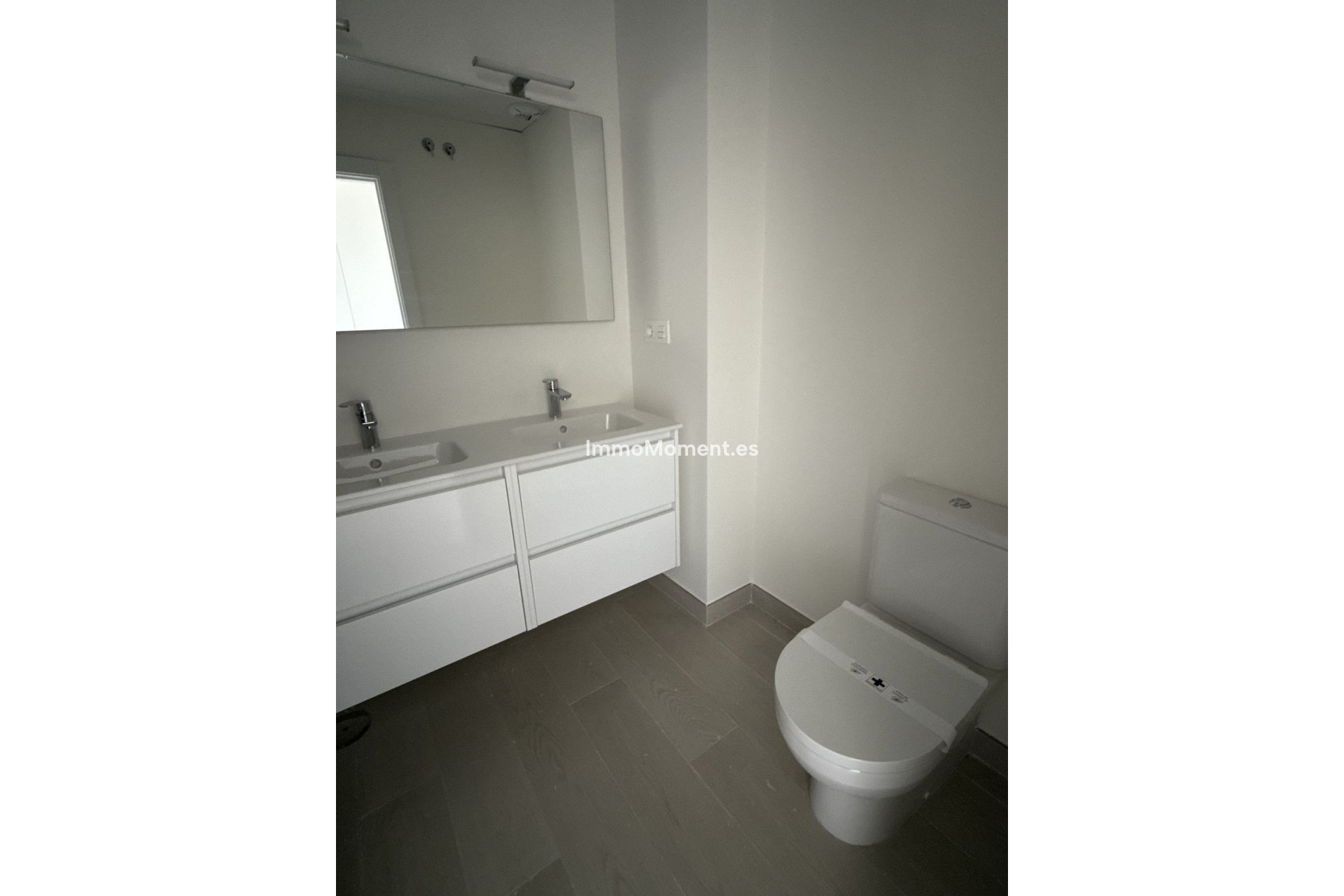 Reventa - Apartamento - Casares - Casares Centro