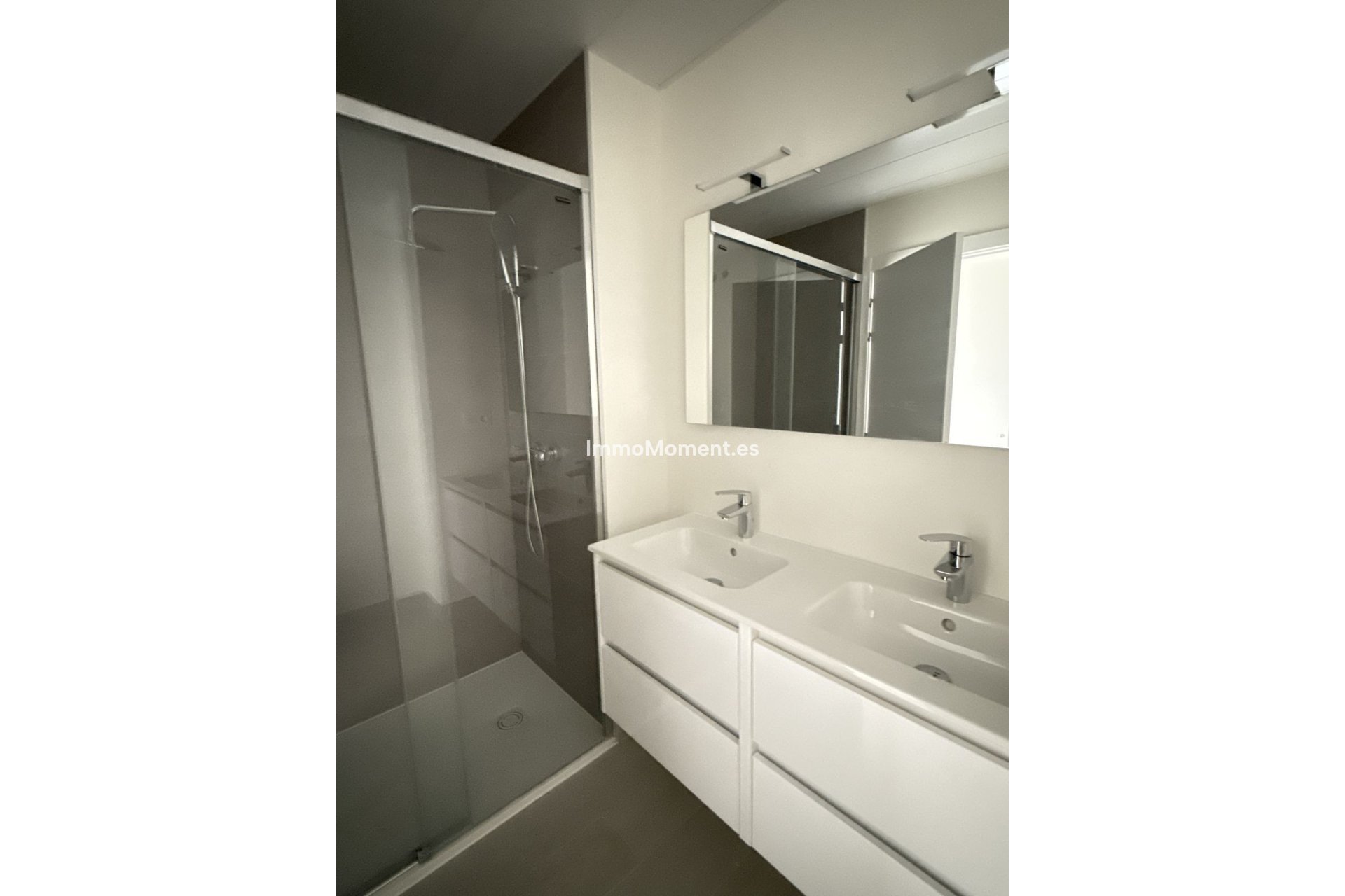 Reventa - Apartamento - Casares - Casares Centro