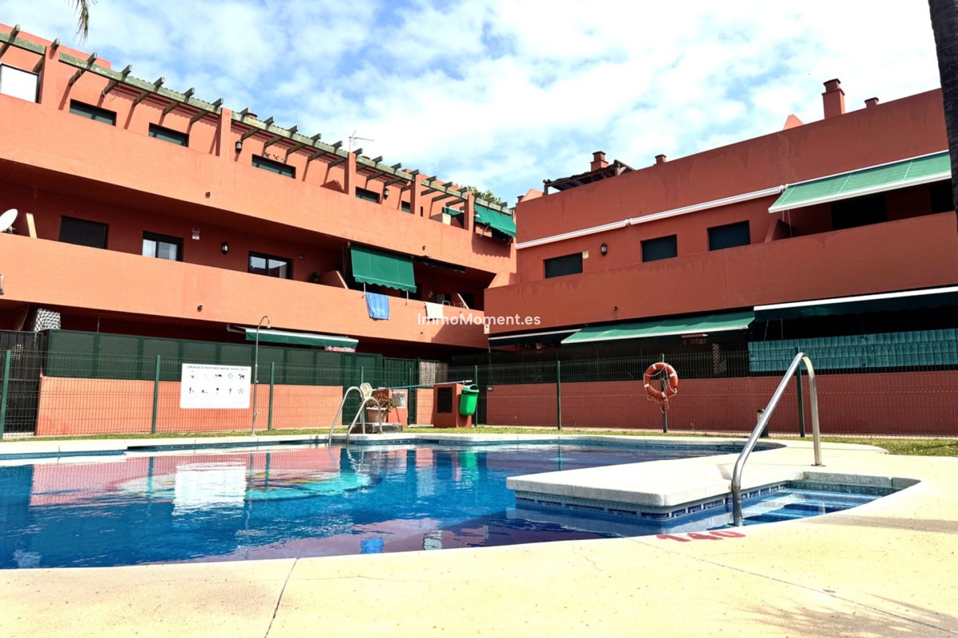 Reventa - Apartamento - Casares - Casares Centro