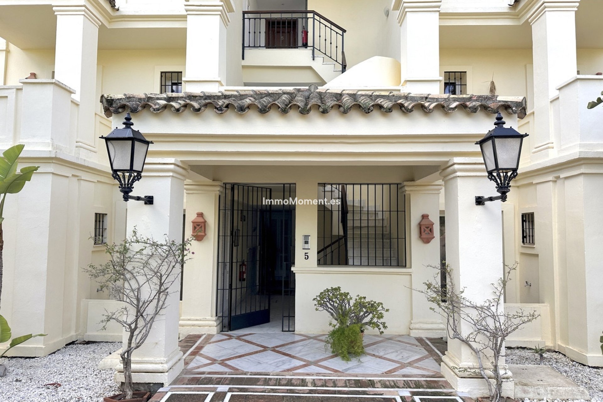 Reventa - Apartamento - Casares - Casares Centro