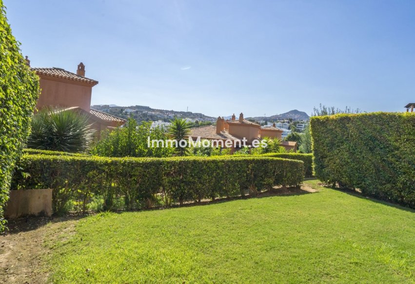 Reventa - Apartamento - Estepona  - Atalaya