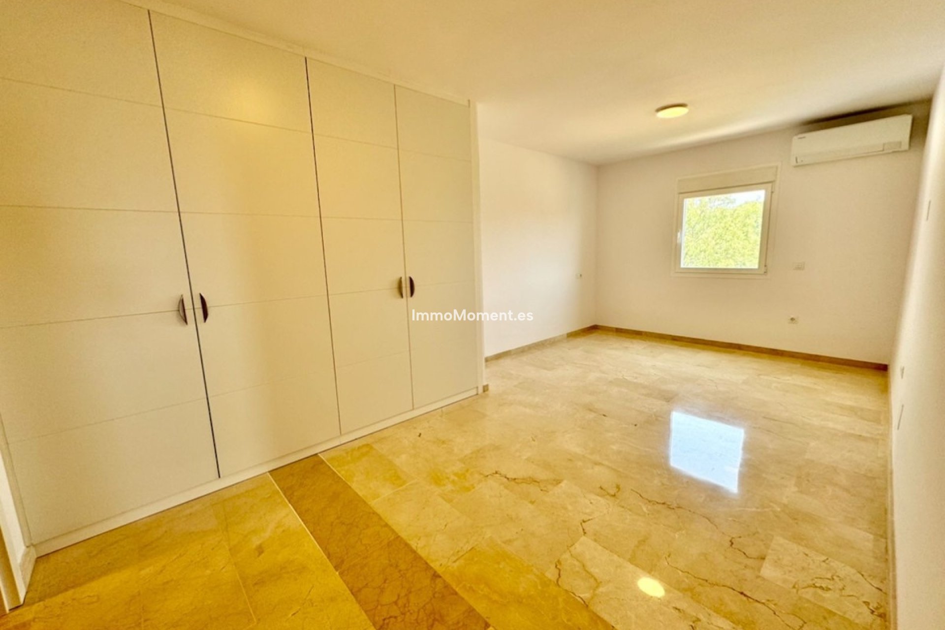 Reventa - Apartamento - Estepona  - Atalaya