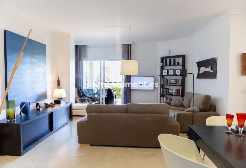 Reventa - Apartamento - Estepona  - Bel Air