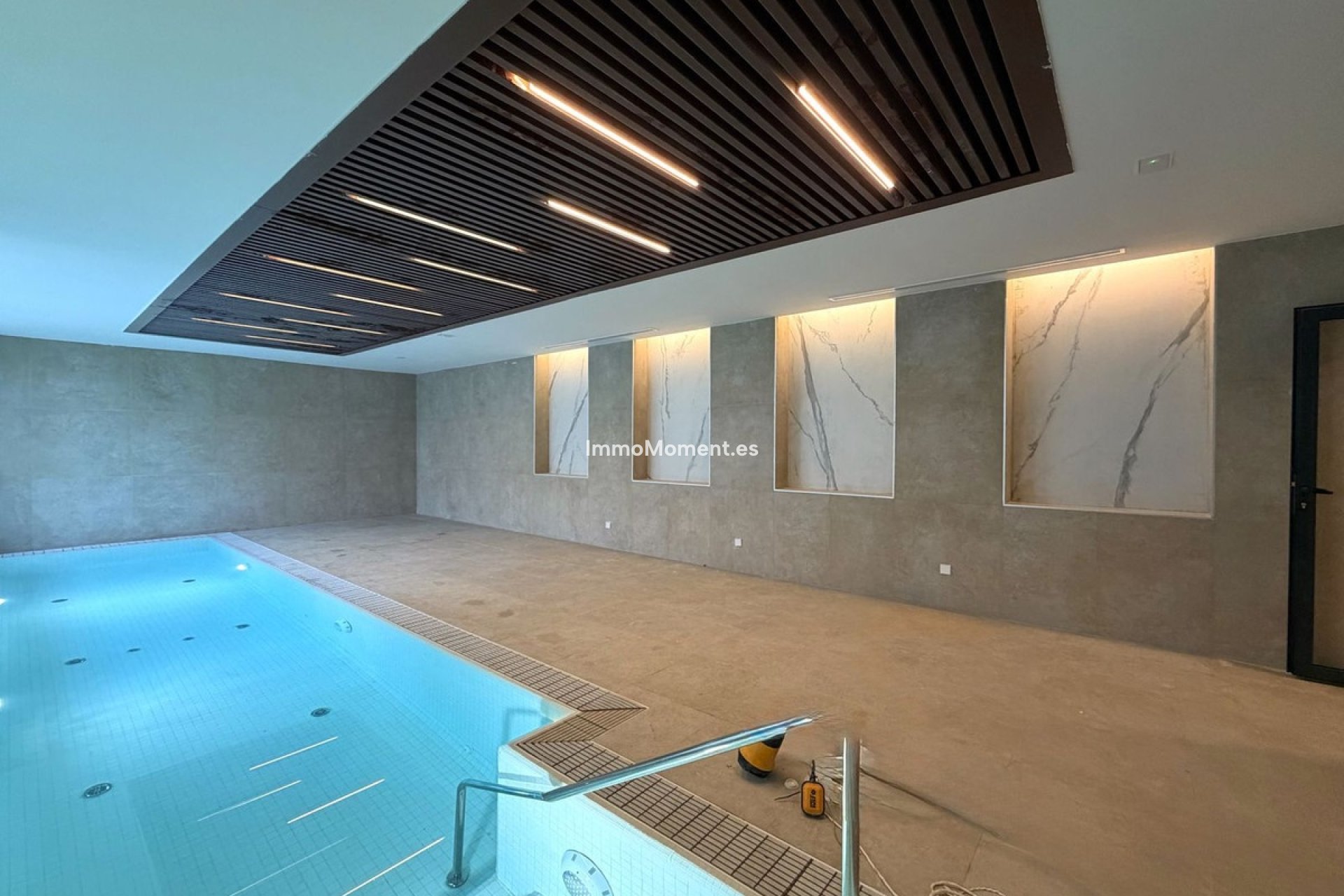 Reventa - Apartamento - Estepona  - Cancelada