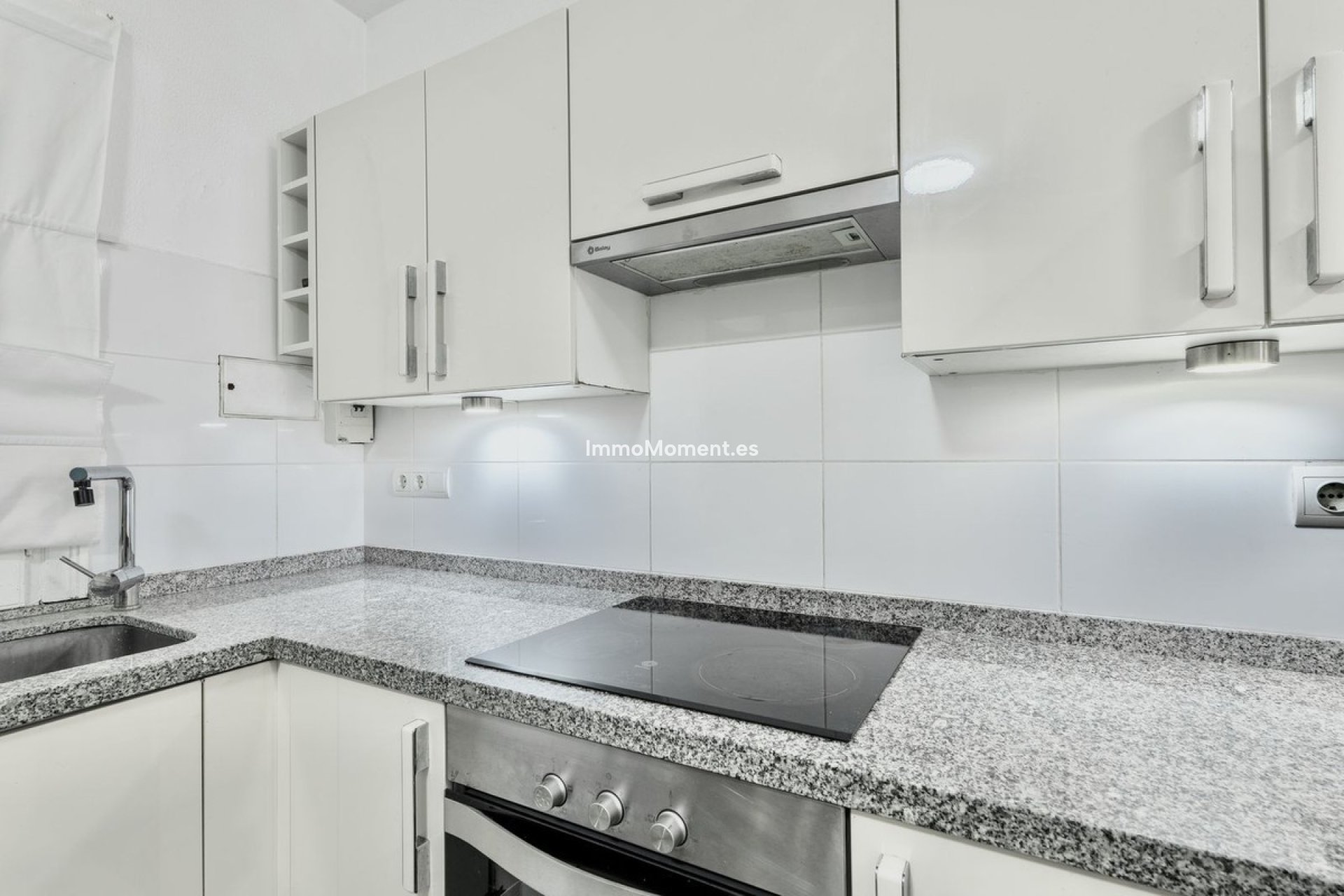 Reventa - Apartamento - Estepona  - Cancelada