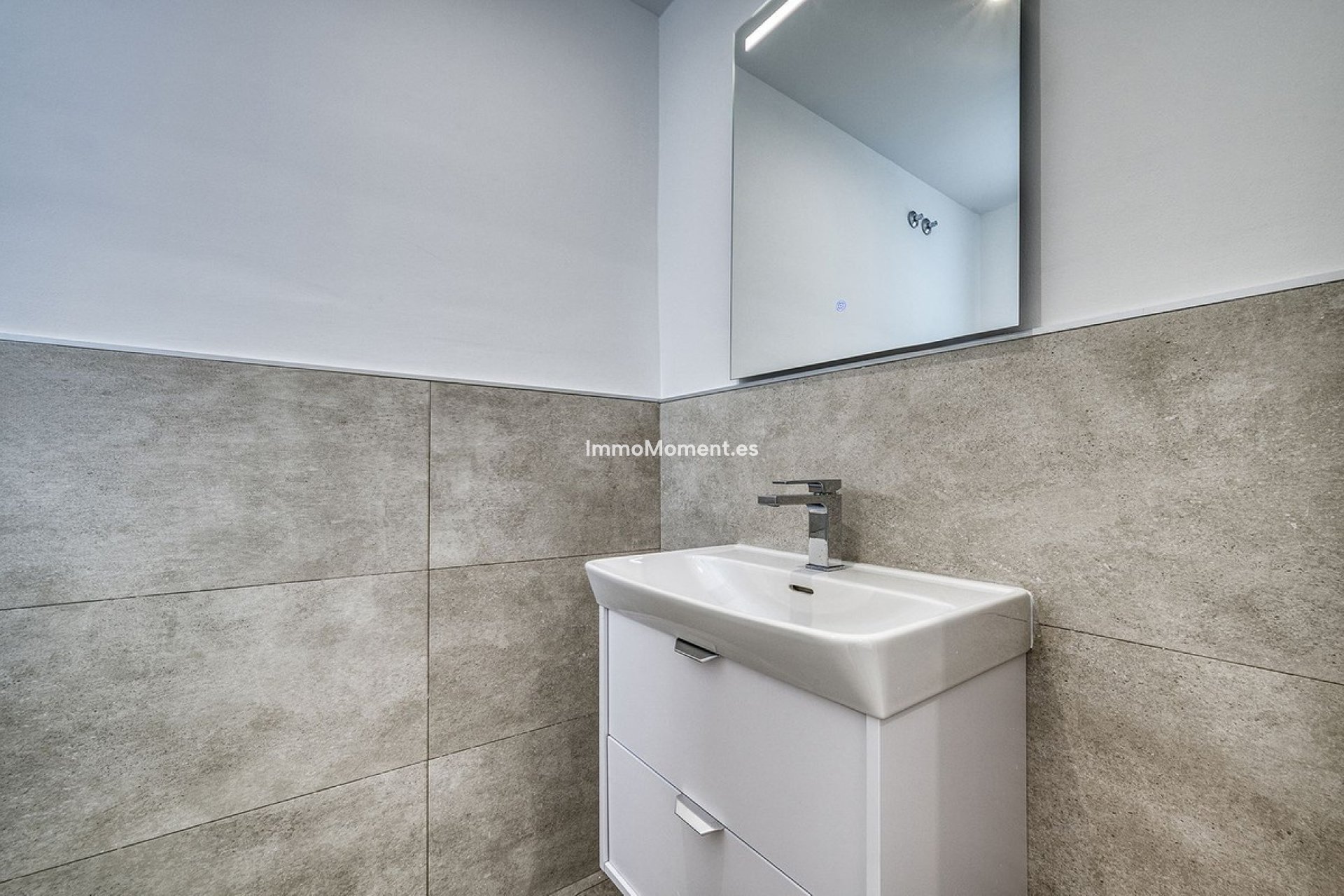 Reventa - Apartamento - Estepona  - Cancelada