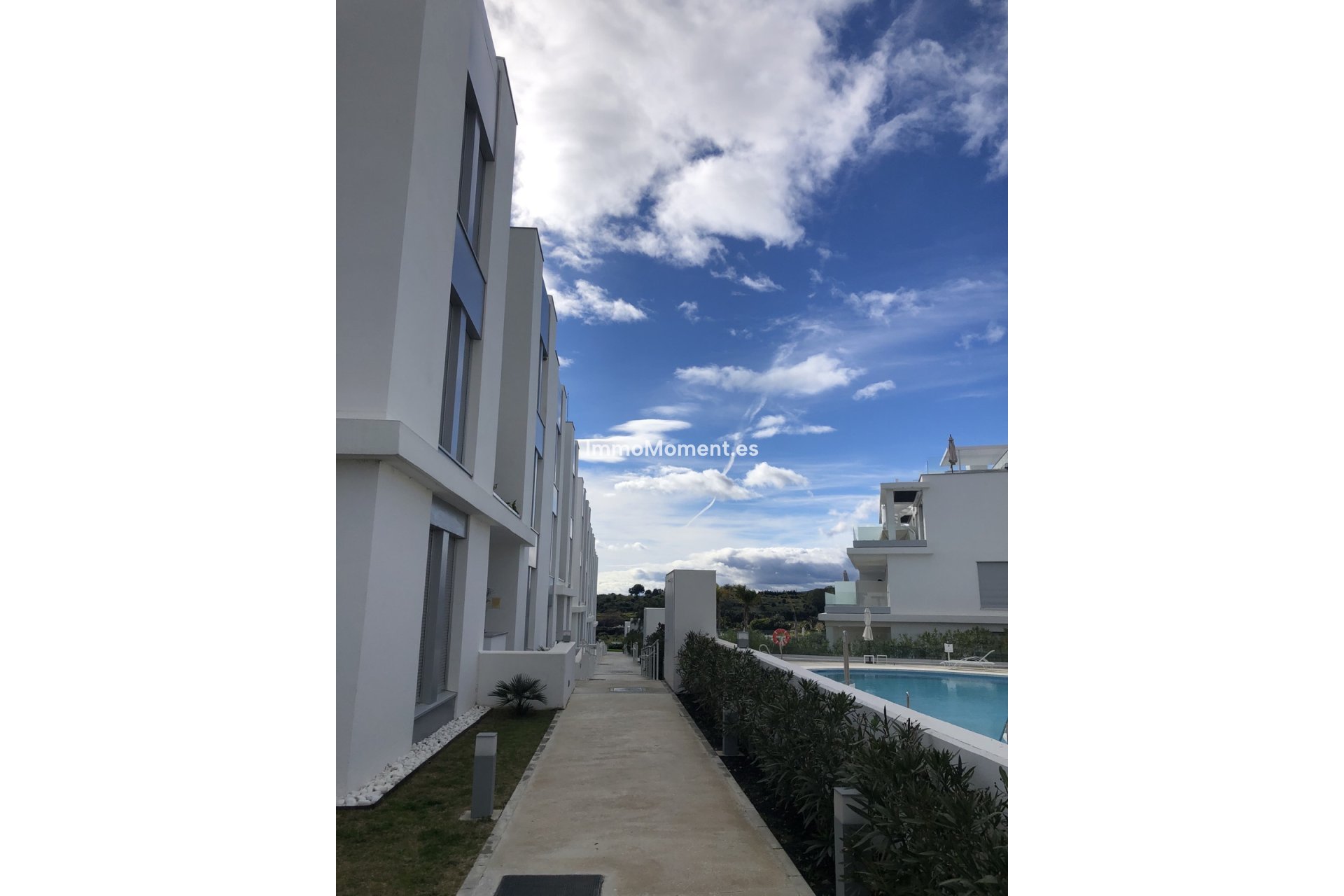 Reventa - Apartamento - Estepona  - Cancelada