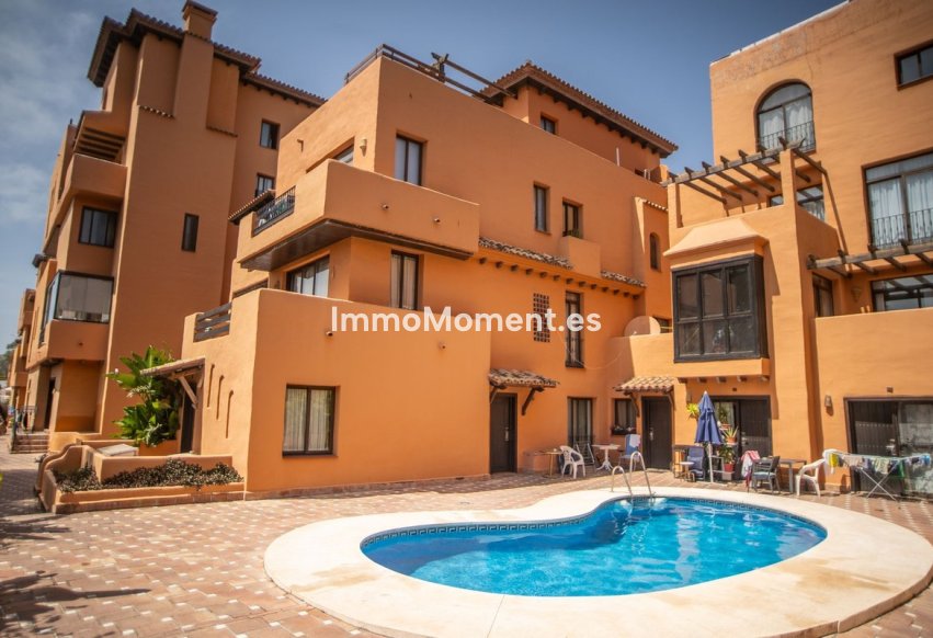 Reventa - Apartamento - Estepona  - Cancelada