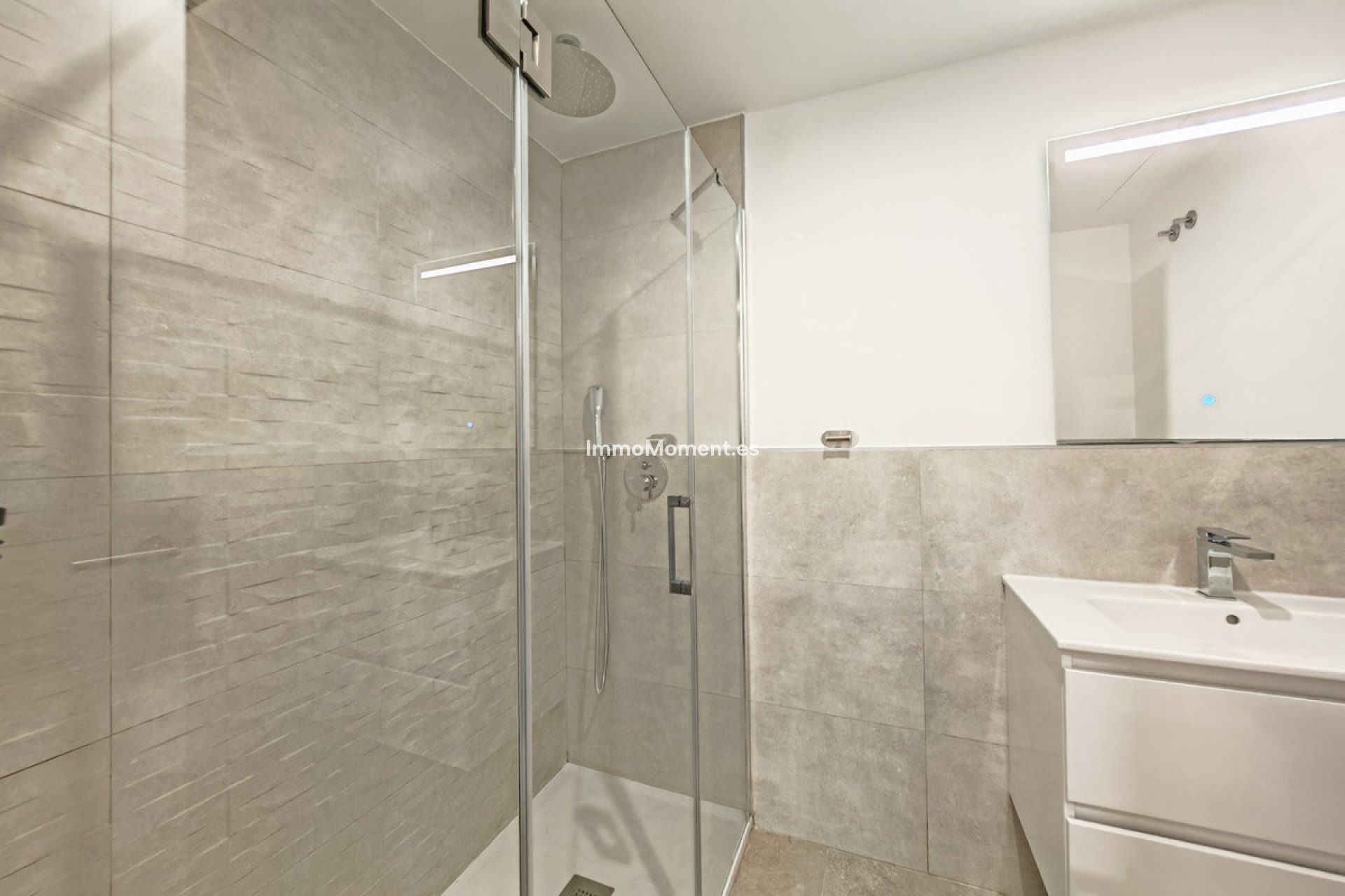 Reventa - Apartamento - Estepona  - Cancelada