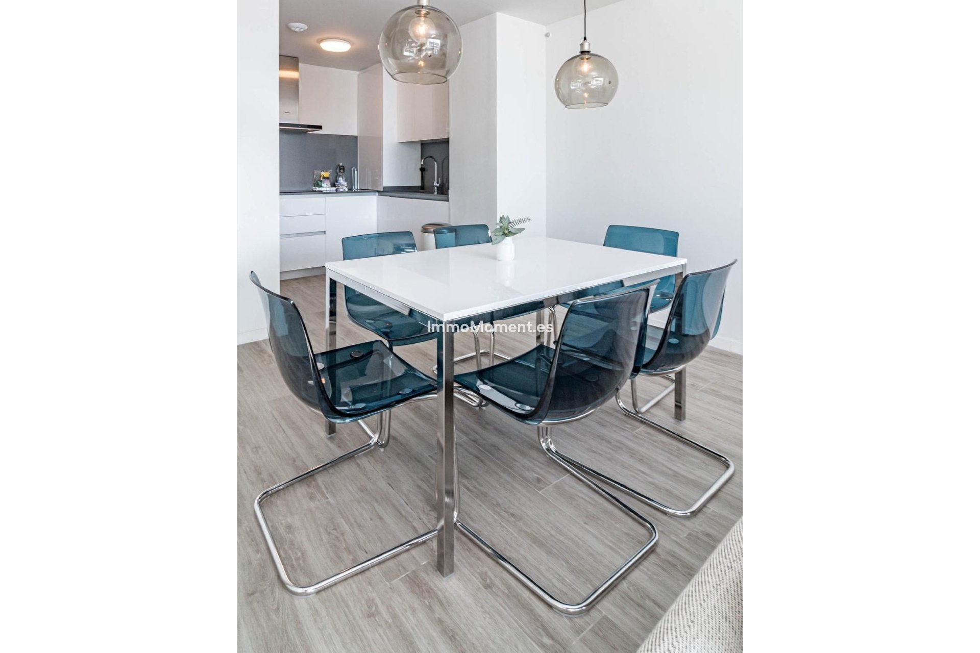 Reventa - Apartamento - Estepona  - Cancelada