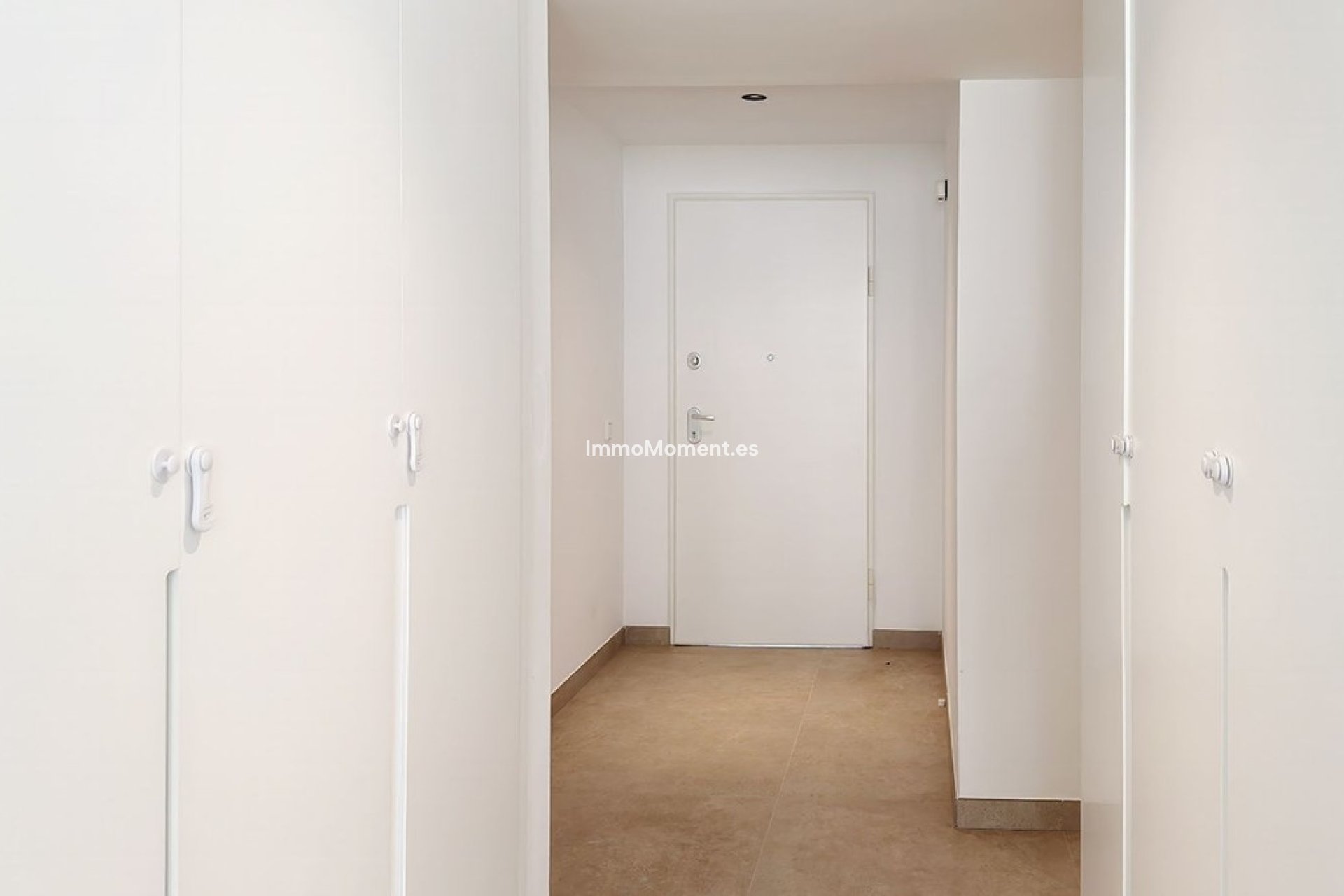 Reventa - Apartamento - Estepona  - Cancelada