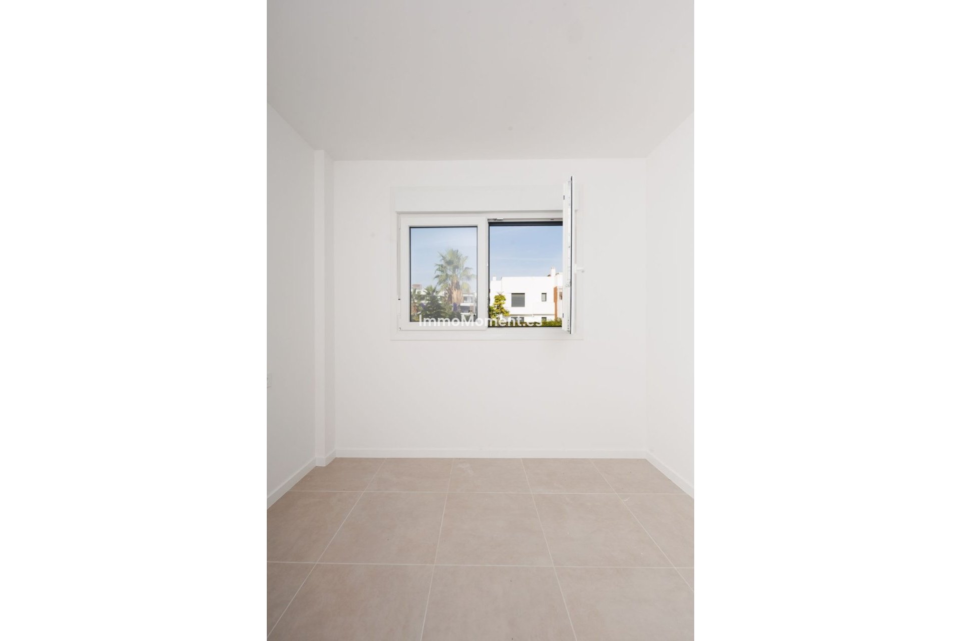 Reventa - Apartamento - Estepona  - Cancelada