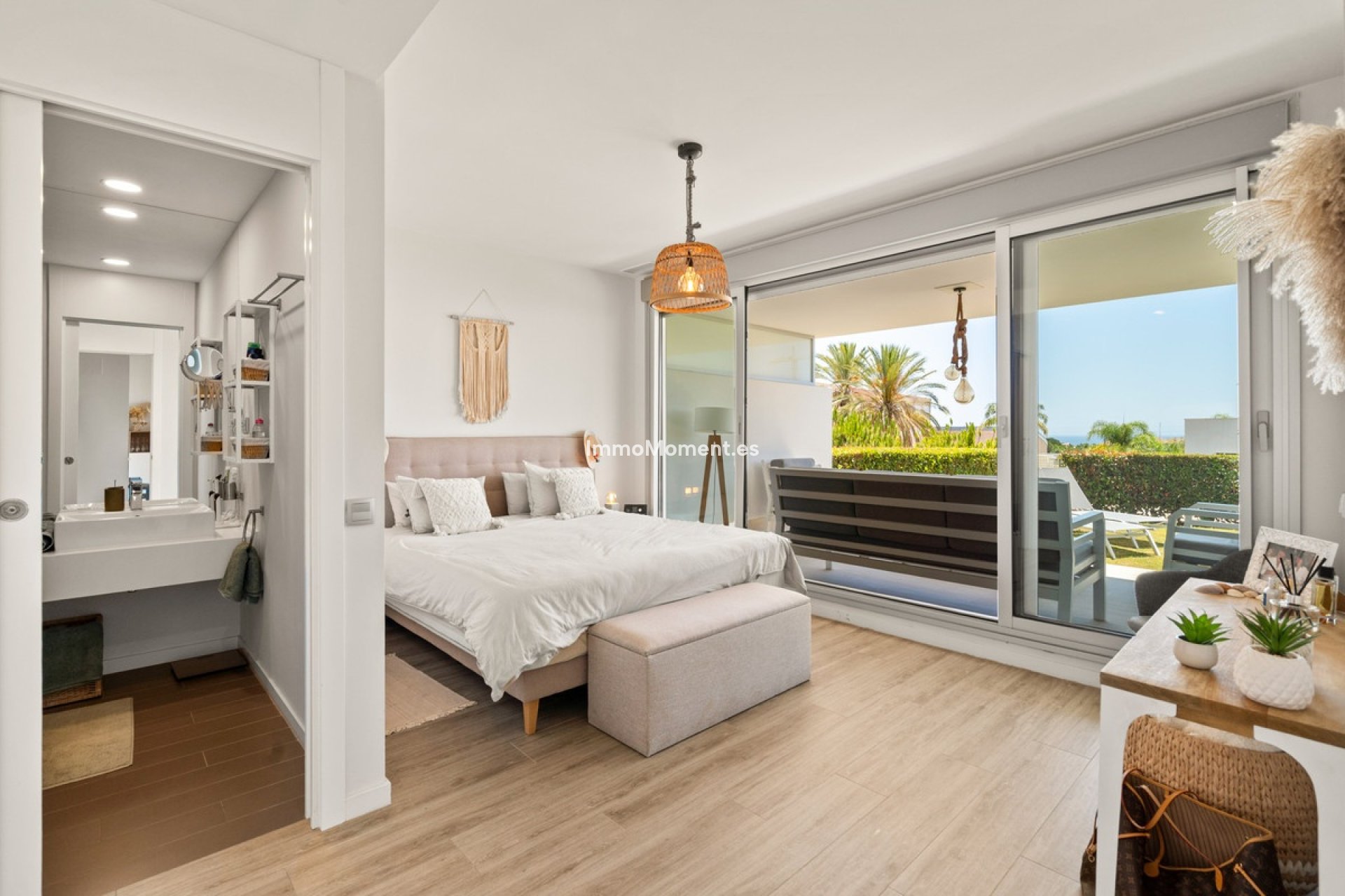 Reventa - Apartamento - Estepona  - Cancelada