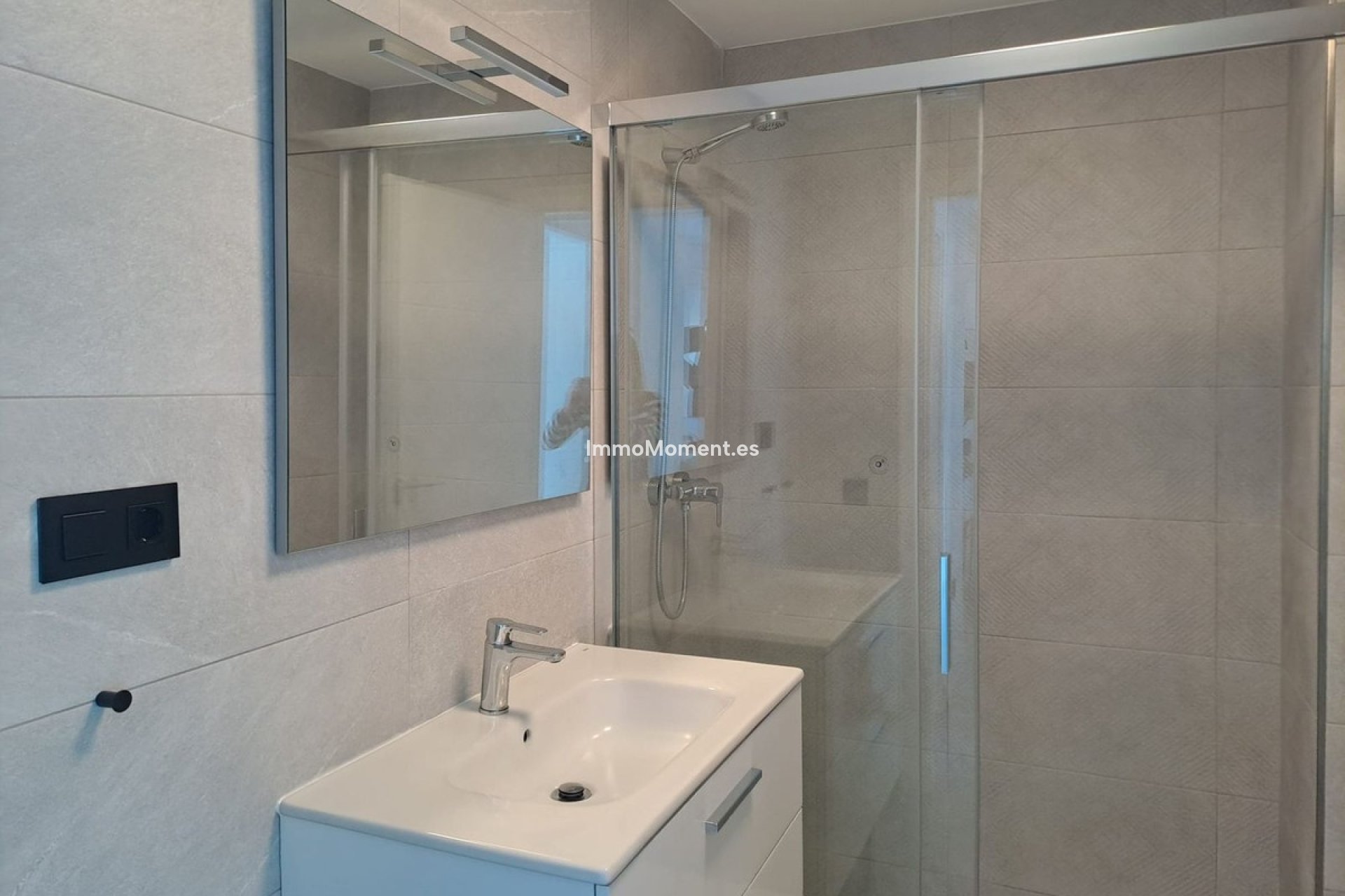Reventa - Apartamento - Estepona  - Cancelada