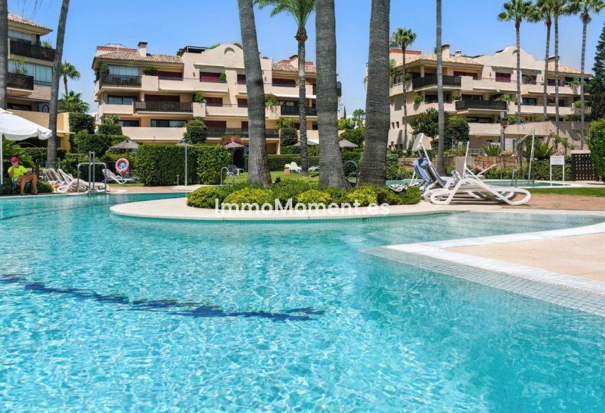 Reventa - Apartamento - Estepona  - Costalita