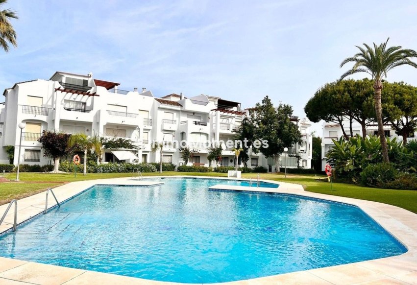 Reventa - Apartamento - Estepona  - Costalita