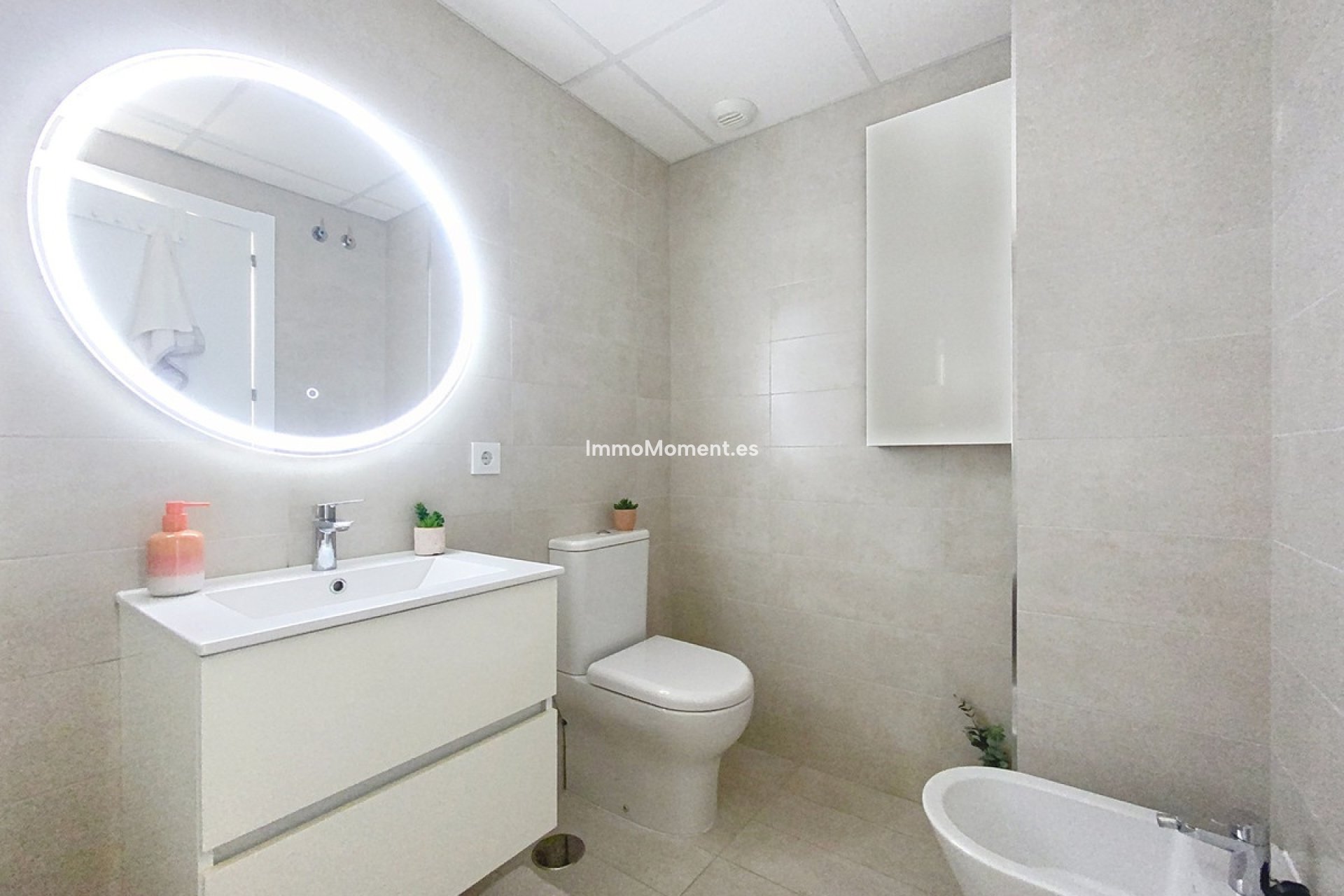 Reventa - Apartamento - Estepona  - Estepona Centro