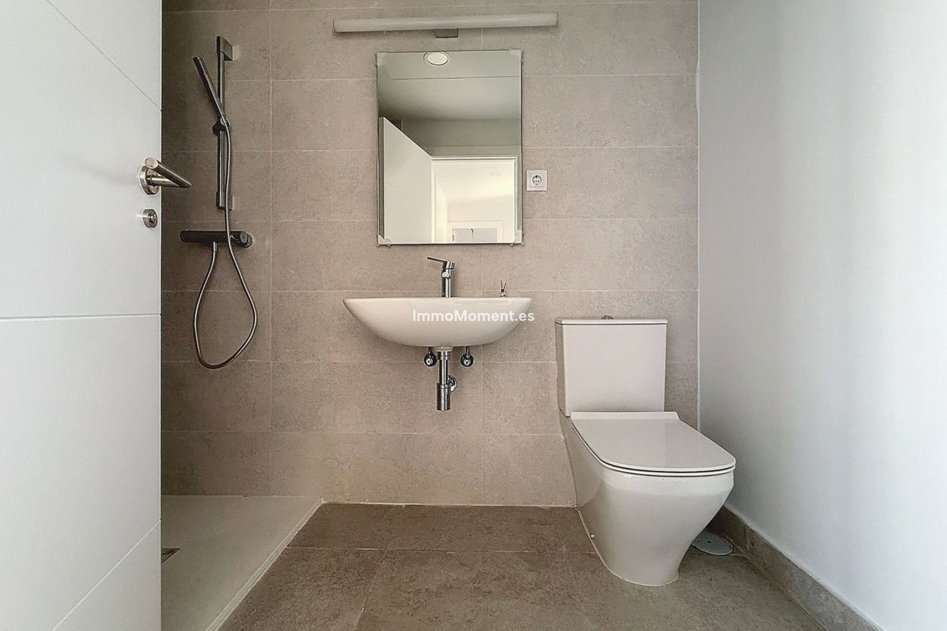 Reventa - Apartamento - Estepona  - Estepona Centro