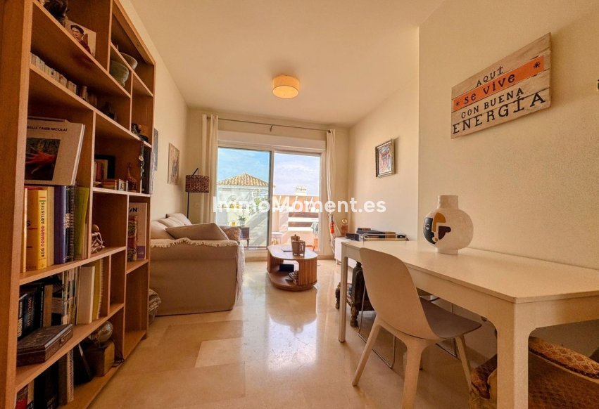 Reventa - Apartamento - Estepona  - Estepona Centro