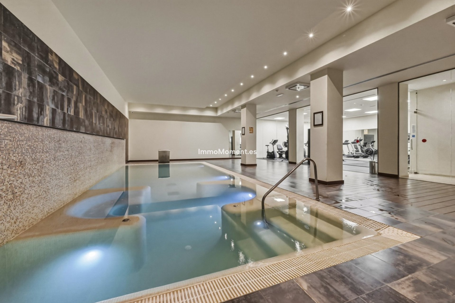 Reventa - Apartamento - Estepona  - Estepona Centro