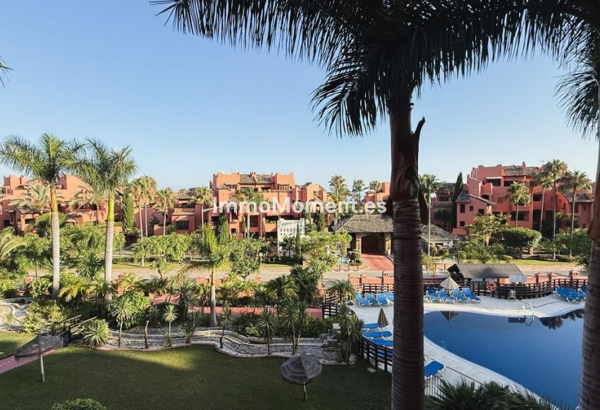 Reventa - Apartamento - Estepona  - Estepona Centro