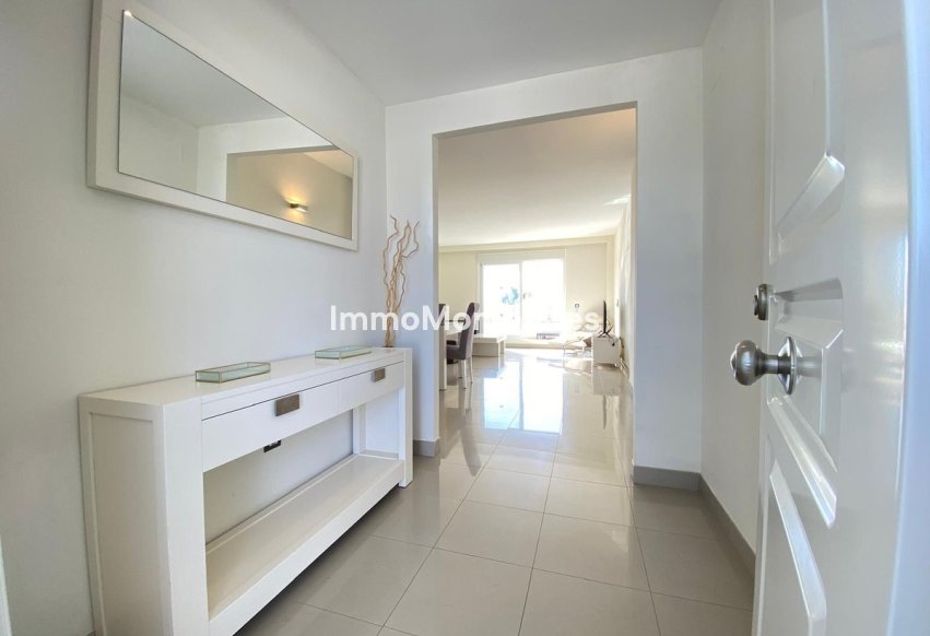 Reventa - Apartamento - Estepona  - Estepona Centro