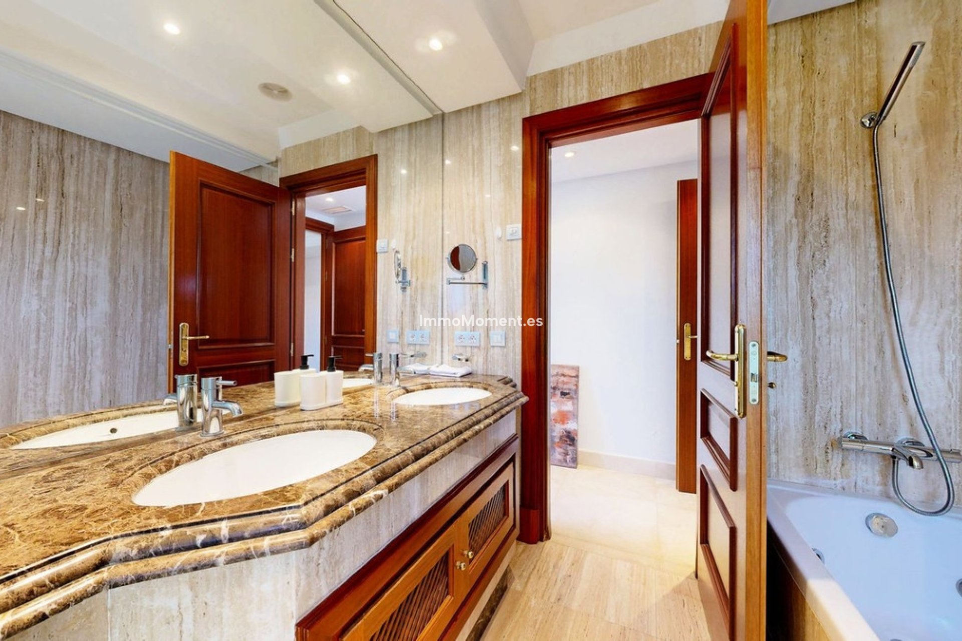 Reventa - Apartamento - Estepona  - Estepona Centro