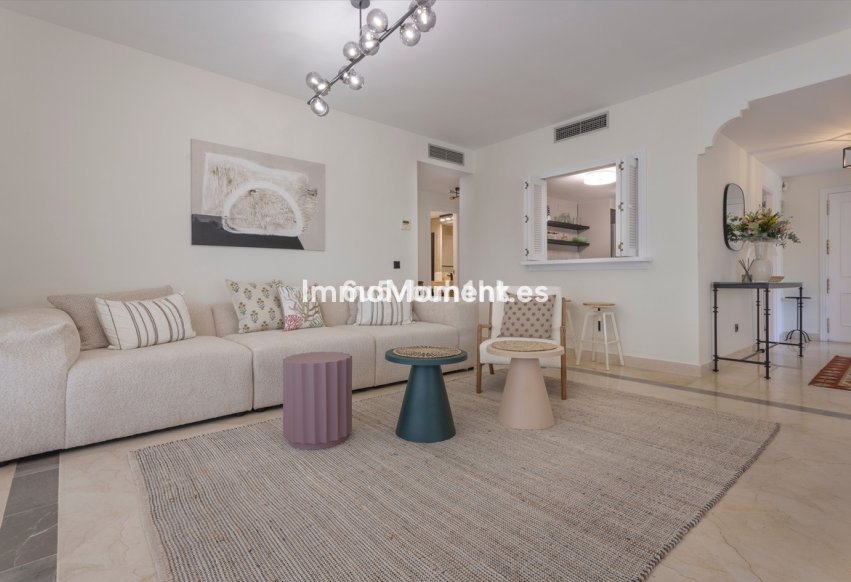 Reventa - Apartamento - Estepona  - Estepona Centro