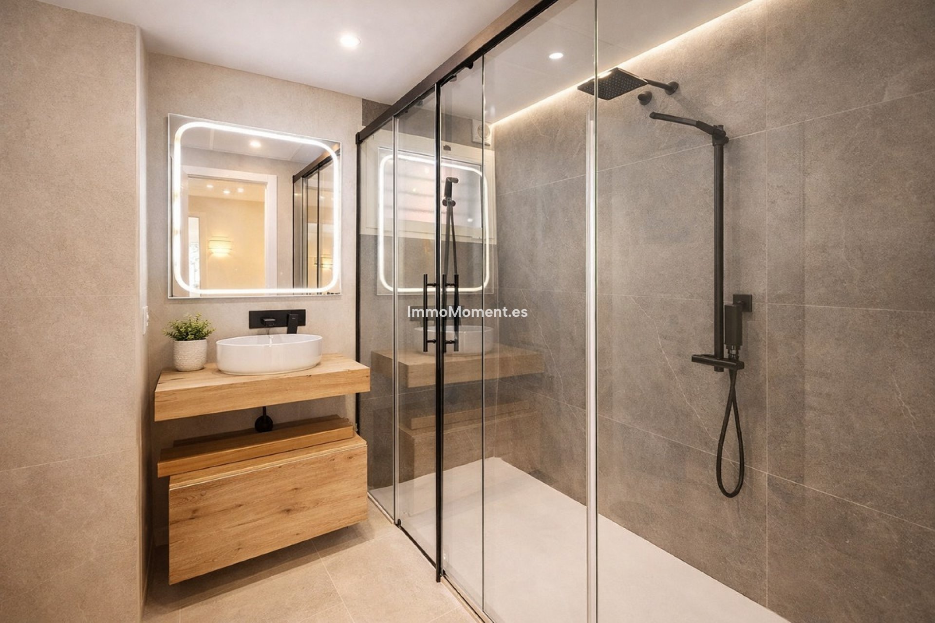 Reventa - Apartamento - Estepona  - Estepona Centro