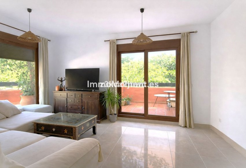 Reventa - Apartamento - Estepona  - Estepona Centro