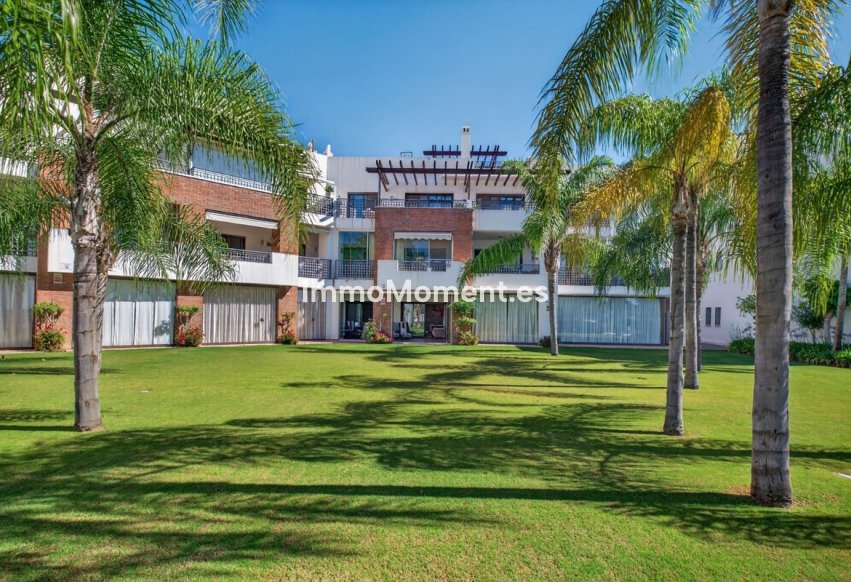 Reventa - Apartamento - Estepona  - Estepona Centro