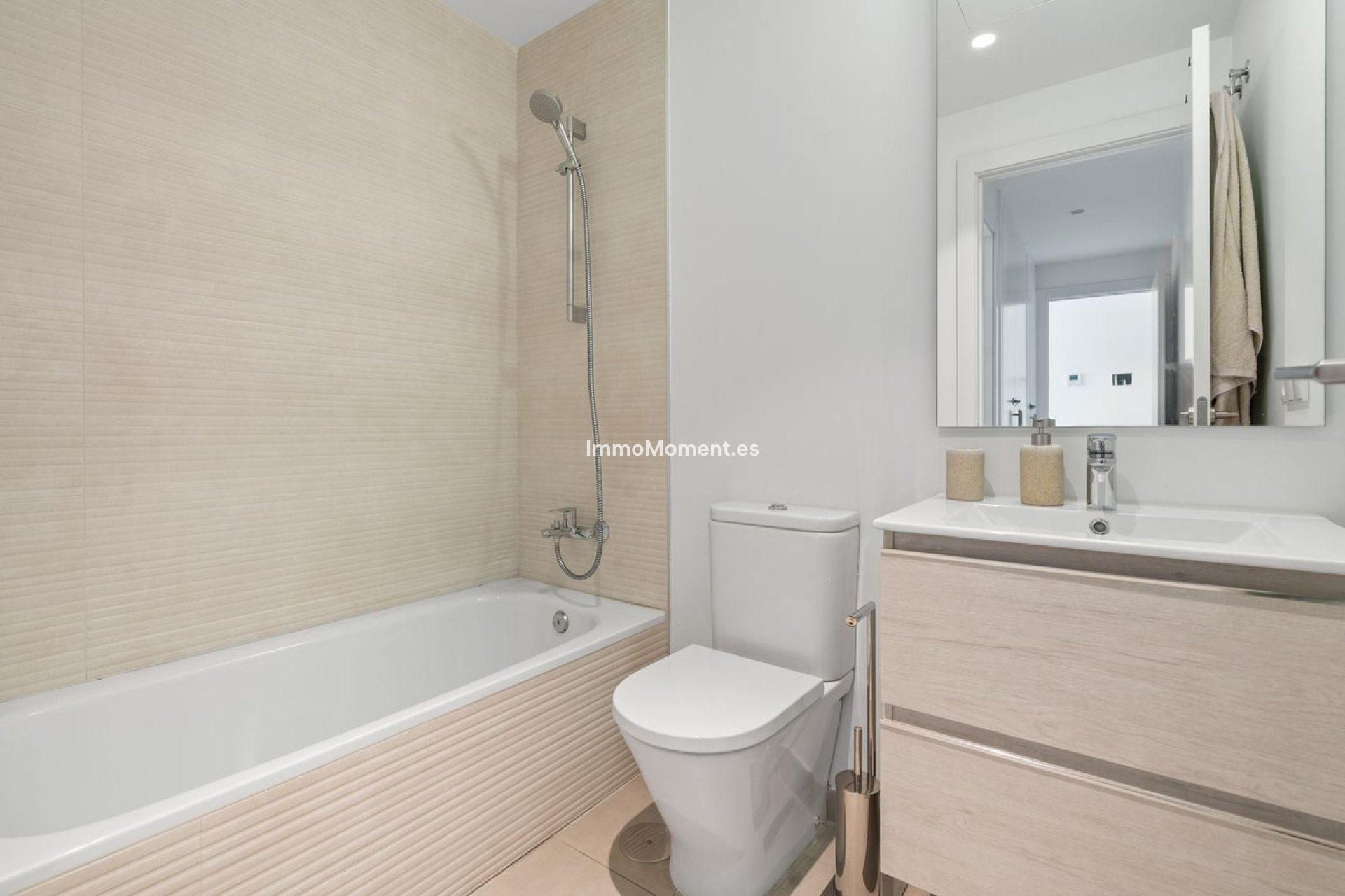 Reventa - Apartamento - Estepona  - Estepona Centro