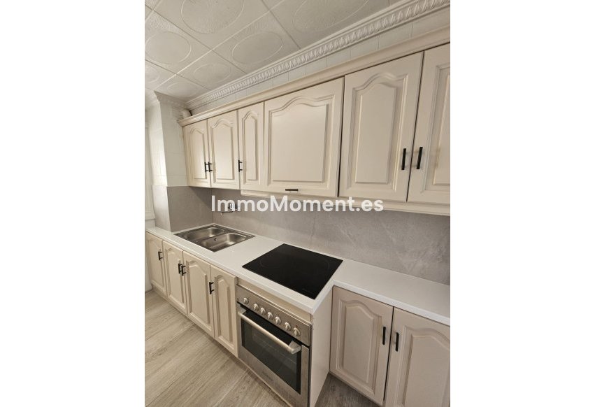 Reventa - Apartamento - Estepona  - Estepona Centro