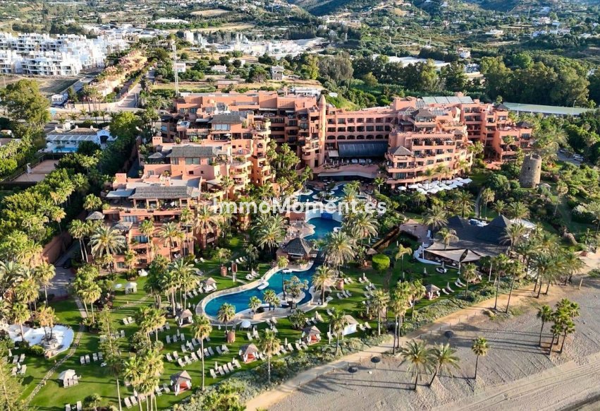 Reventa - Apartamento - Estepona  - Estepona Centro