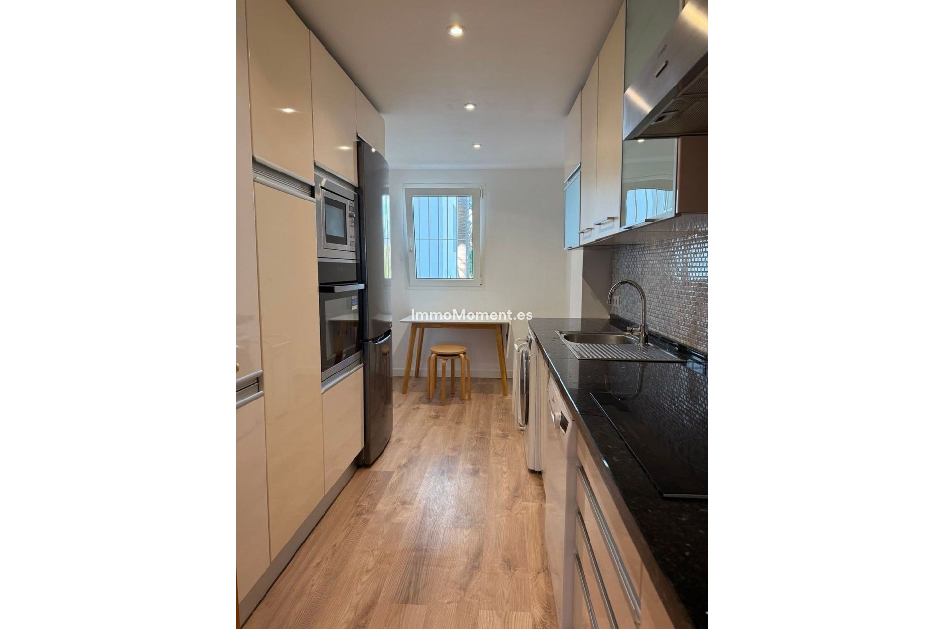 Reventa - Apartamento - Estepona  - Estepona Centro