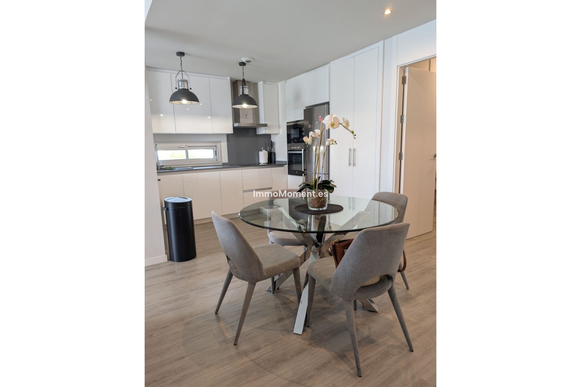 Reventa - Apartamento - Estepona  - Estepona Centro
