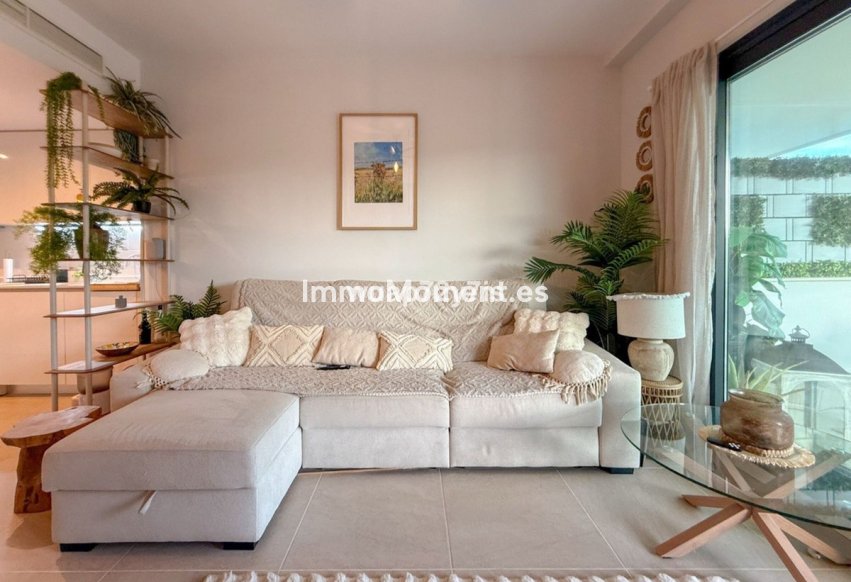 Reventa - Apartamento - Estepona  - Selwo