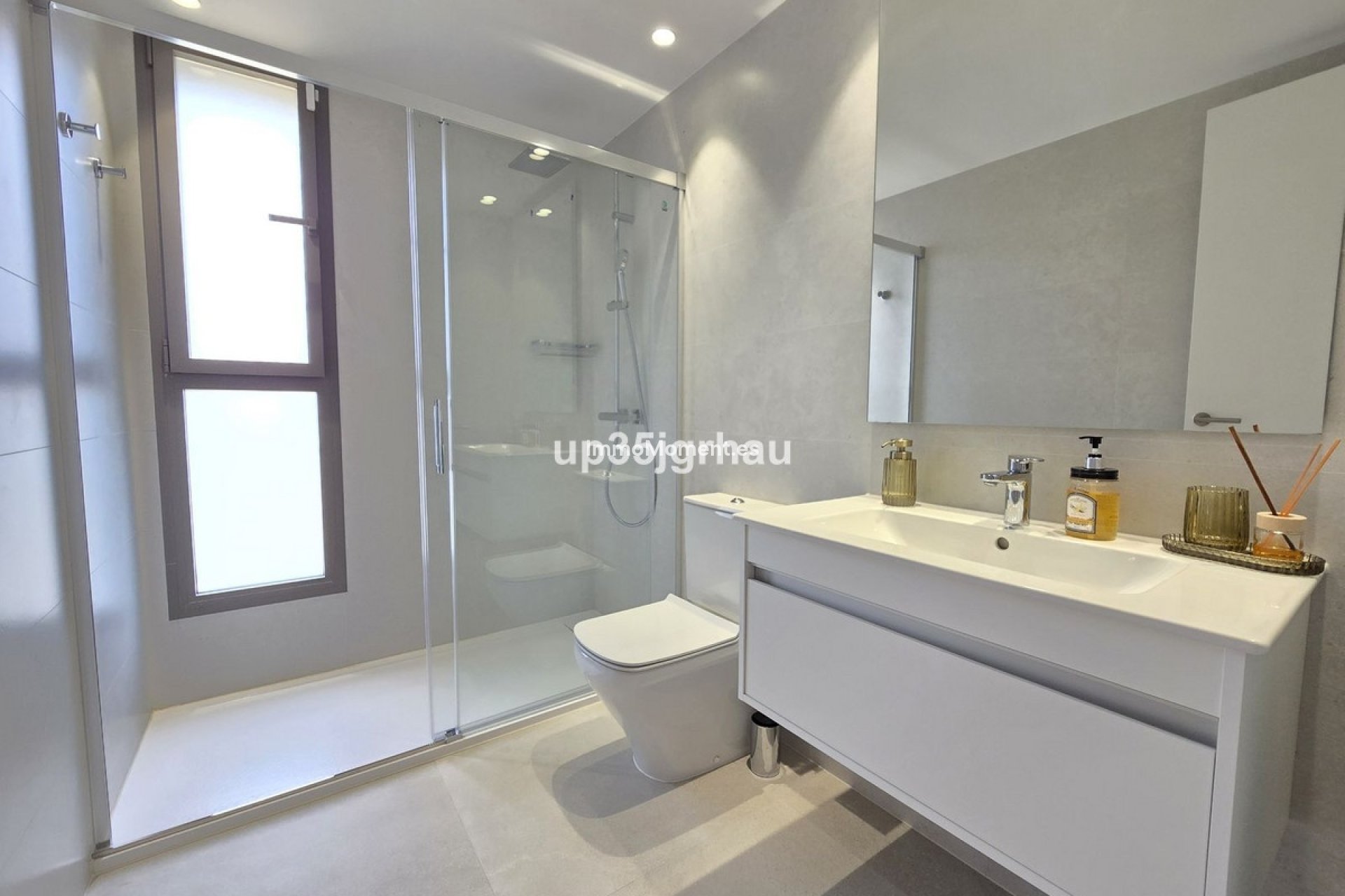 Reventa - Apartamento - Estepona  - Selwo