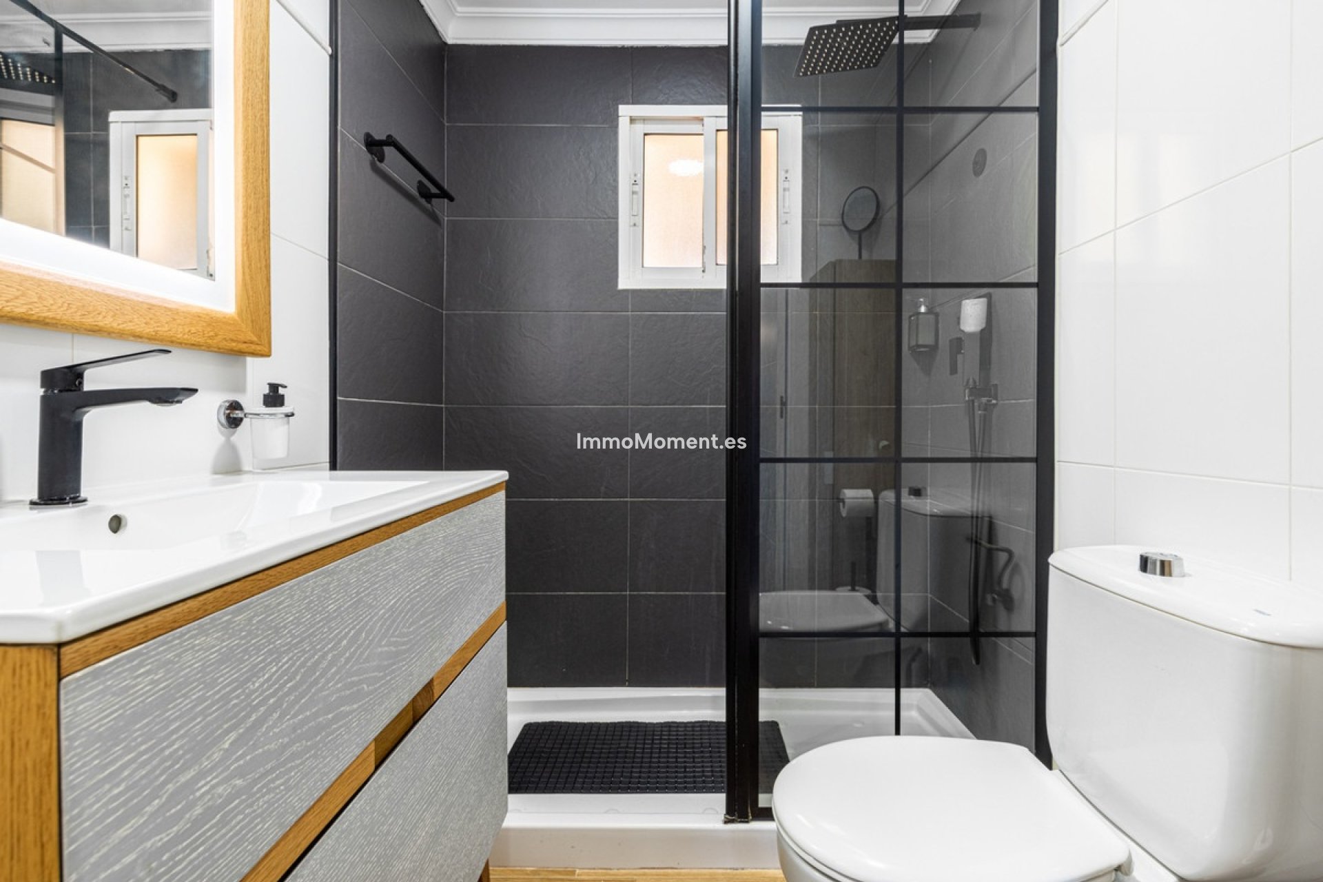 Reventa - Apartamento - Fuengirola - Carvajal